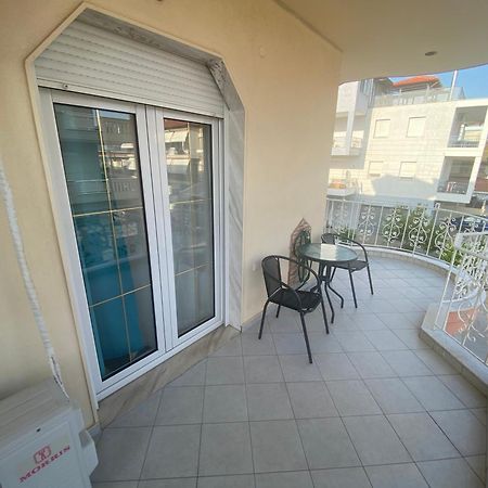 Kelesi Apartments Nea Kallikrateia エクステリア 写真