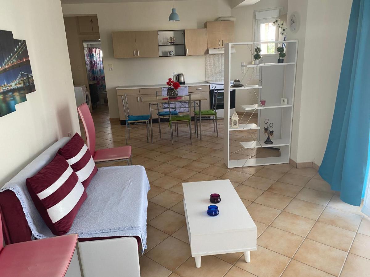 Kelesi Apartments Nea Kallikrateia エクステリア 写真